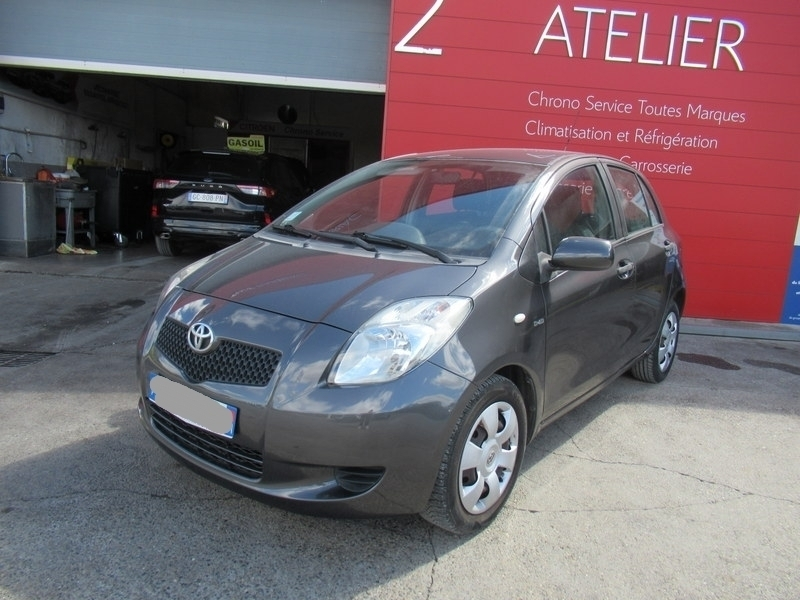 TOYOTA YARIS 90 D-4D LUNA PACK 5P