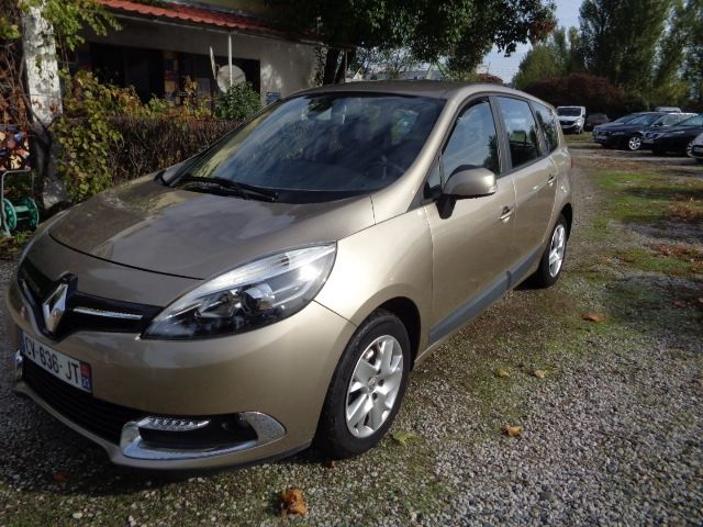 RENAULT GRAND SCENIC III 1.6 DCI 130CH ENERGY BOSE ECOÂ² 7 PLACES