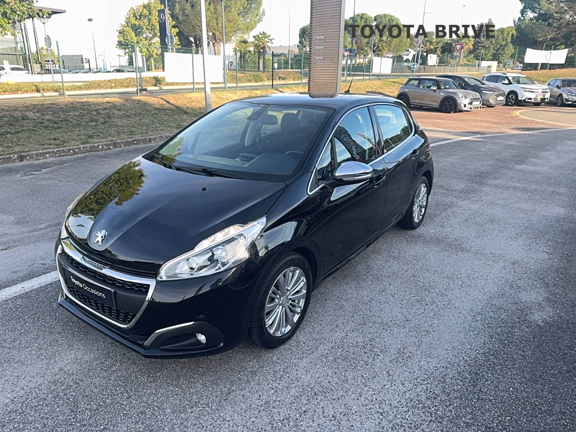 PEUGEOT 208 208 1.2 PureTech 110ch S&S BVM5 Allure 5