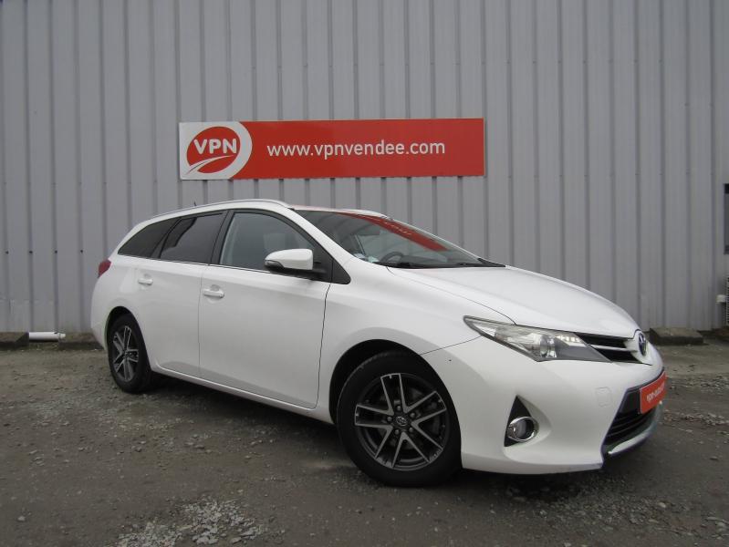 TOYOTA Auris Touring Sports 124 D-4D Feel!