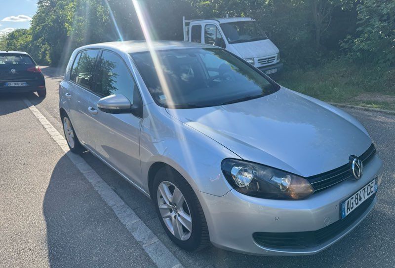 Volkswagen Golf   6 2,0 TDI 140 chevaux
