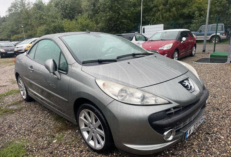 Peugeot 207 cabriolet Roland-Garros 1.6