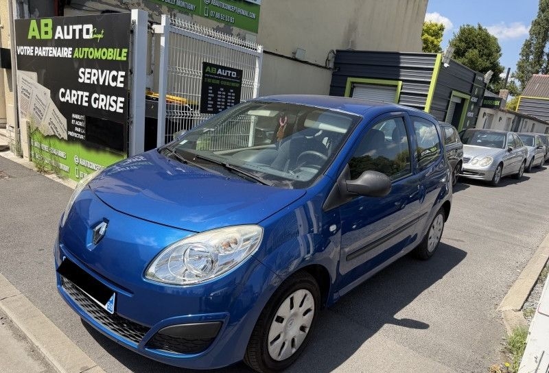 Renault Twingo II 1.2 16V 75CH DYNAMIQUE