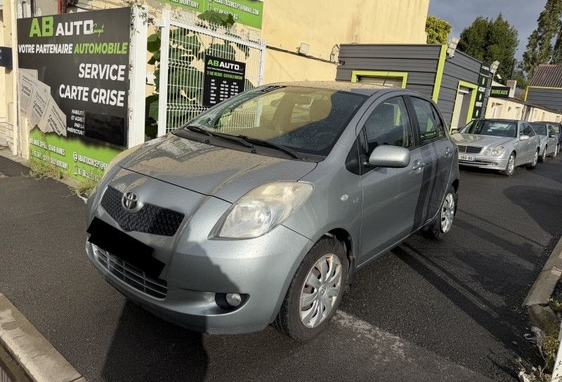 Toyota Yaris  90 D-4D 5P