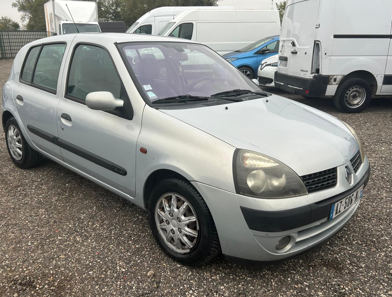 Renault Clio 1.4 16v 98ch RXT 5p