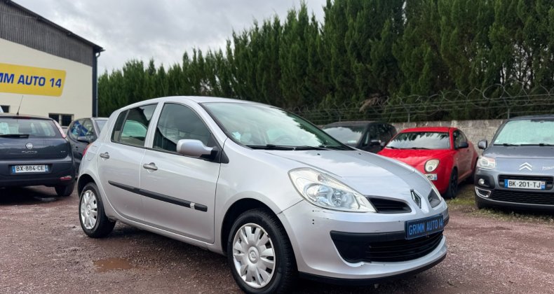 Renault Clio III 1.5 dci 70ch Authentique