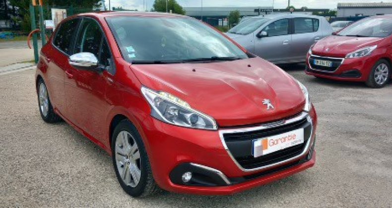 Peugeot 208 1.2 PURETECH 82 STYLE