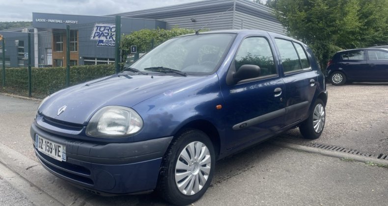 Renault Clio II 1.2i 60CV