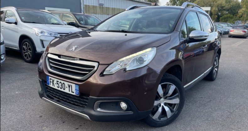 Peugeot 2008 1.6 e-HDI 115 ALLURE * GPS CUIR TOIT PAN