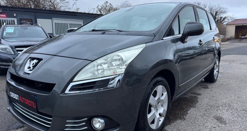 Peugeot 5008 1.6HDi 110CH FAP Premium 7p