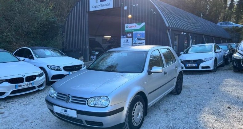 Volkswagen Golf IV 1.6i 102cv Comfortline BVA