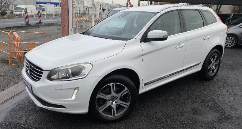 Volvo XC60 D4 181 ch Summum