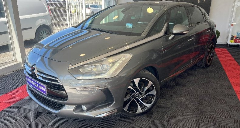 Citroen DS5 Hybrid4 Sport Chic BMP6