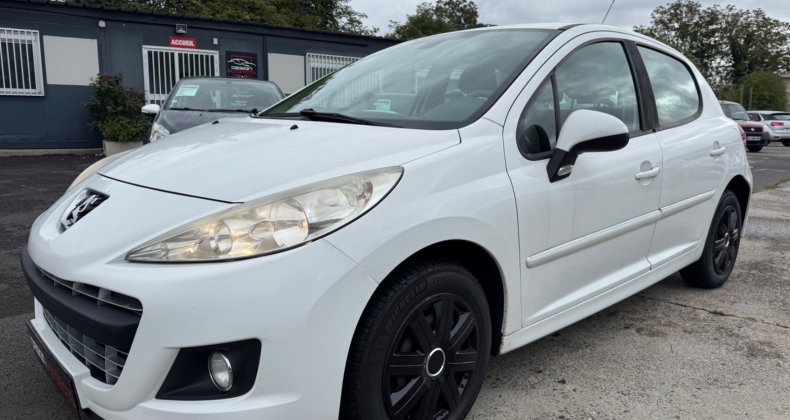 Peugeot 207 1.6 HDI 92CH Active