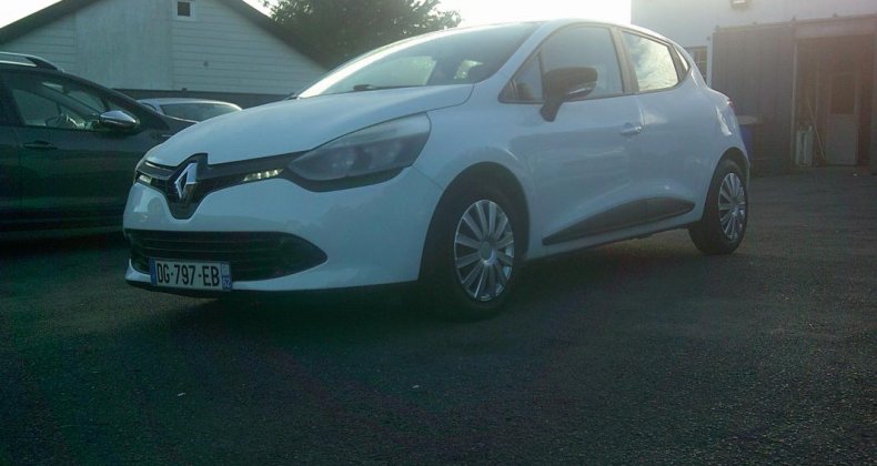 Renault Clio 1.2l 16v 75cv laureate (2014)