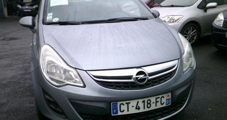 Opel Corsa 1.3l tdci 95cv edition (2013)
