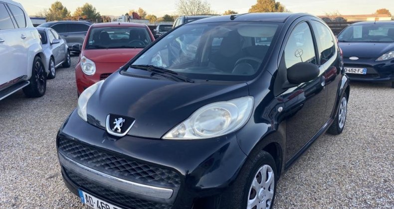 Peugeot 107 1.0E 12V 68CH BLUE LION URBAN 5P
