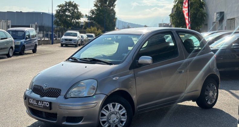 Toyota Yaris 1.0 VVT-i 65ch Luna Pack 3P