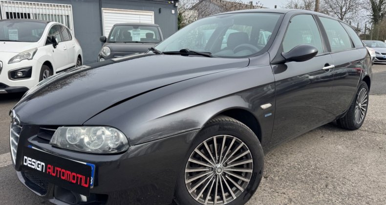 Alfa-romeo 156 SPORTWAGON 1.9 JTD 115CH 8V Distinctive