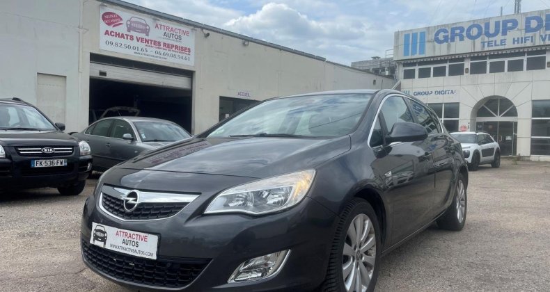 Opel Astra 1.7 CDTI 110CV COSMO BVM6