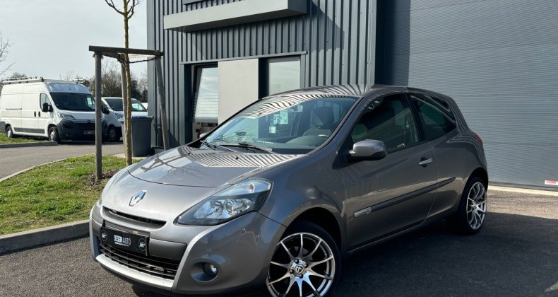 Renault Clio III (2) 1.2 TCE 100 DYNAMIQUE 3 PORTES -