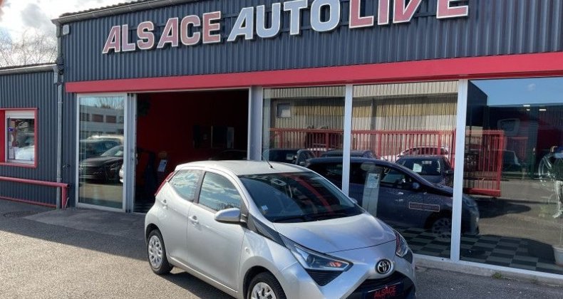 Toyota Aygo 1.0 VVT-I 72CH X-PLAY 5P MY21