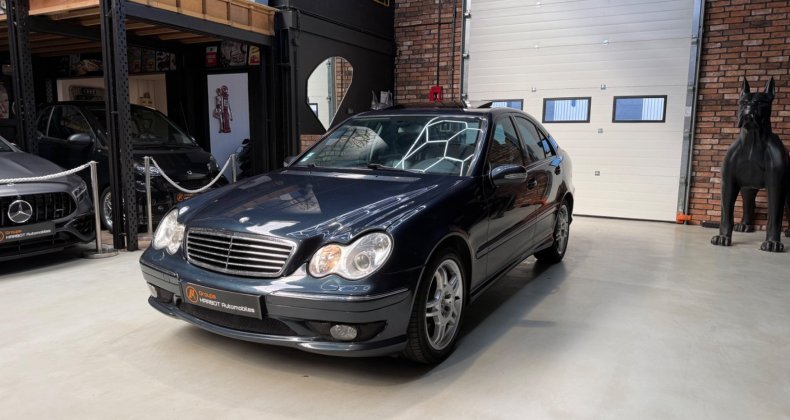 Mercedes Classe C W 203 C32 AMG TOIT OUVRANT