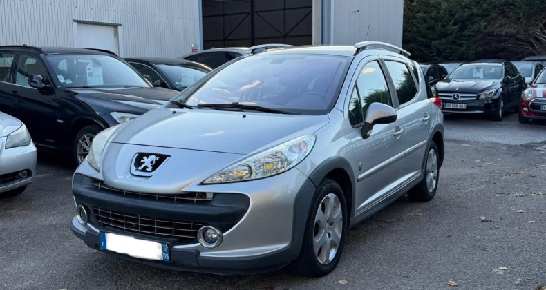 Peugeot 207 SW 1.6 HDi 16V 90ch BLUE LION Premium Outdo