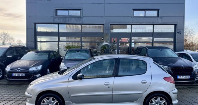 Peugeot 206 1.6 TRENDY 1.6E 16V BVA