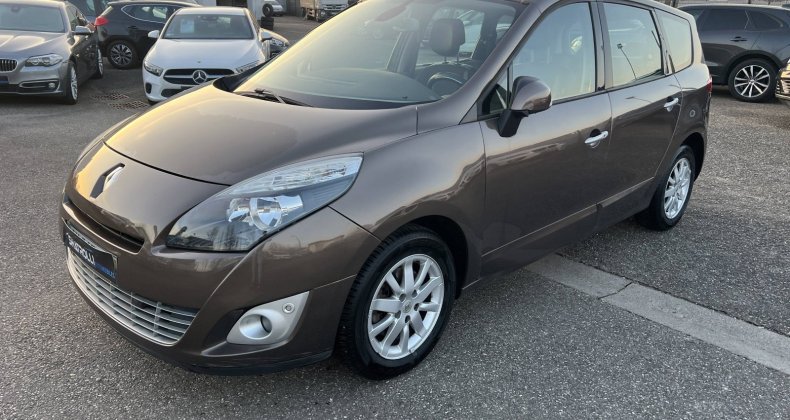 Renault Grand Scenic III (R95) 1.5 dCi 110ch Carminat TomTom 