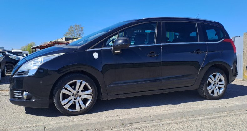 Peugeot 5008 1.6 e-HDi Blue Lion BMP6 S&S 115 cv PREM