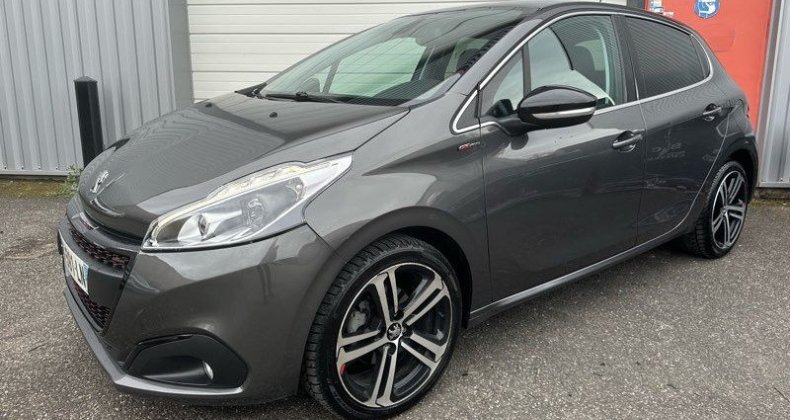 Peugeot 208 1.2 puretech 110 cv gt line