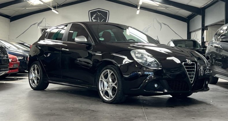 Alfa-romeo Giulietta 1.4 TB TURBO 170 TURISMO / CUIR ROUGE