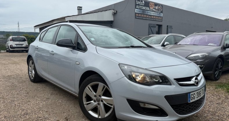 Opel Astra 1.7 CDTI 110 Cosmo