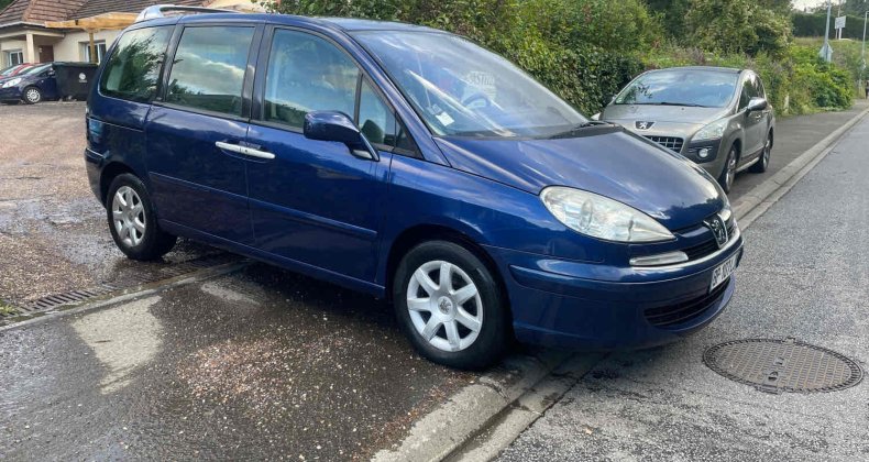 Peugeot 807 2.0 HDI 136CH
