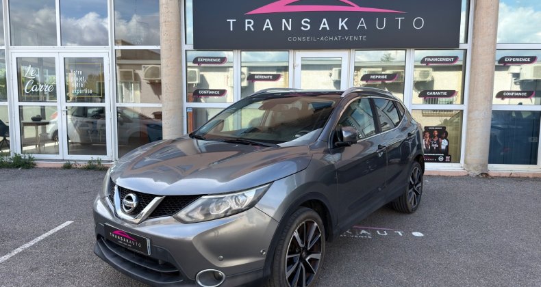 Nissan Qashqai 1.2 DIG-T 115 Stop/Start Tekna / CAMERA 