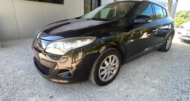 Renault Megane III BERLINE dCi 130 FAP eco2 Expression 