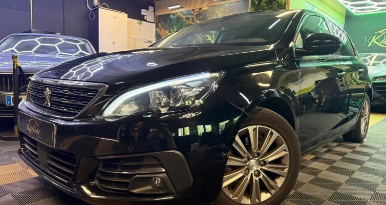 Peugeot 308 GENERATION-II 1.2 PURETECH 130 cv ALLURE