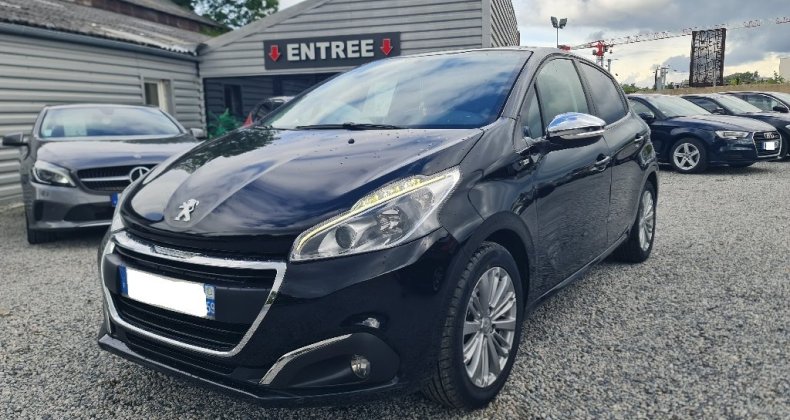 Peugeot 208 1.2L 82ch BVM5 Style * REPRISE POSSIBLE 
