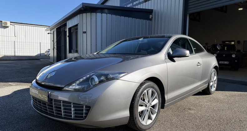Renault Laguna III 1.5 DCI 110CH BUSINESS ECOÂ²
