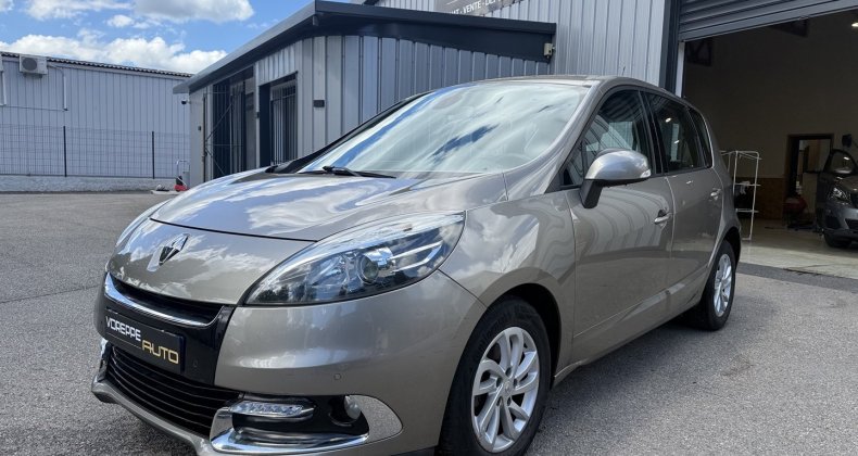 Renault Scenic III 1.5 DCI 110CH FAP DYNAMIQUE EDC
