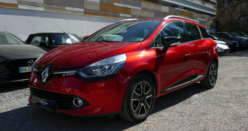 Renault Clio IV ESTATE 1.2 TCE 120 Ch LIMITED EDC 359