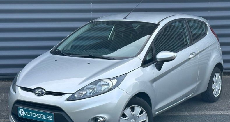 Ford Fiesta 1.25 60CH 119000Km ÃDITION CHAMPIONS BL