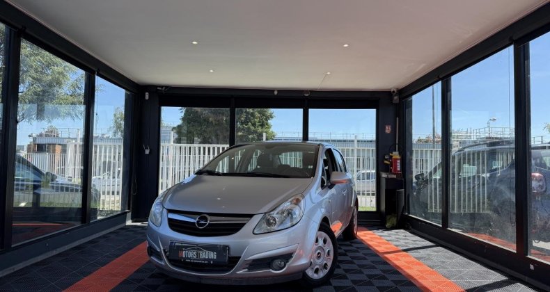 Opel Corsa 1.2i Twinport Enjoy