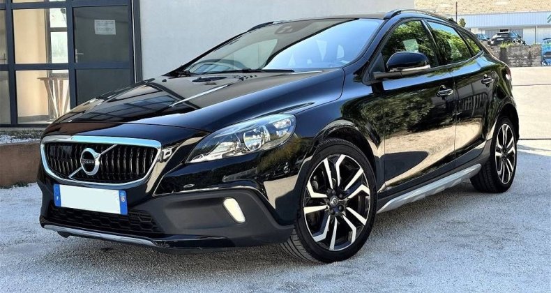 Volvo V40 Cross Country D2 120ch XÃ©nium Geartroni