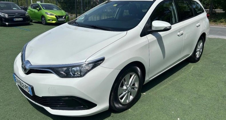 Toyota Auris TOURING-SPORTS 1.4 D4D 90 TENDANCE BUSIN