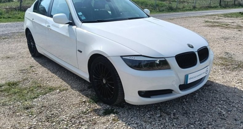 BMW Série 3 V (E90) 318d Confort