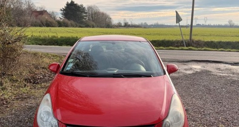 Opel Corsa 1.0 essentia Garantie 6 mois