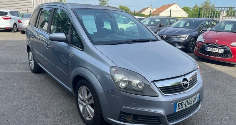 Opel Zafira 1.9 CDTI120 COSMO 7 PLACES