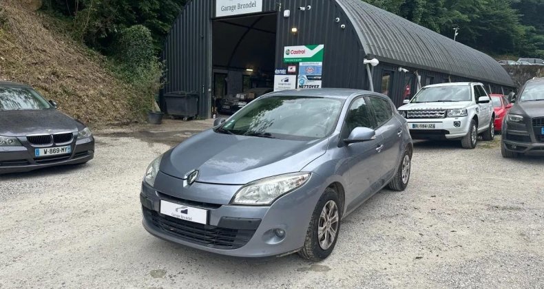 Renault Megane III 1.5 dCi 110cv Expression 1Ã¨re Main 